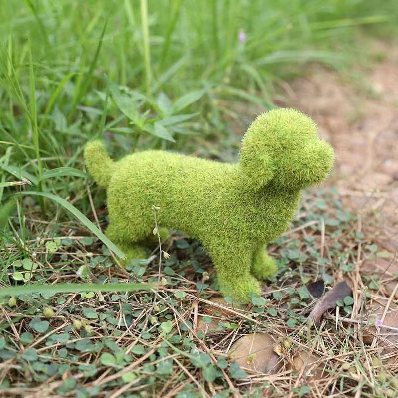 Outdoor Grass Green Puppy Ornaments