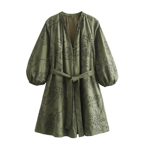 Loose-fitting openwork lace dress