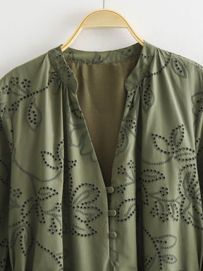 Loose-fitting openwork lace dress