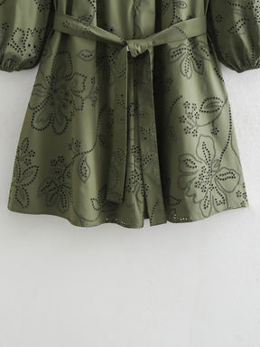 Loose-fitting openwork lace dress