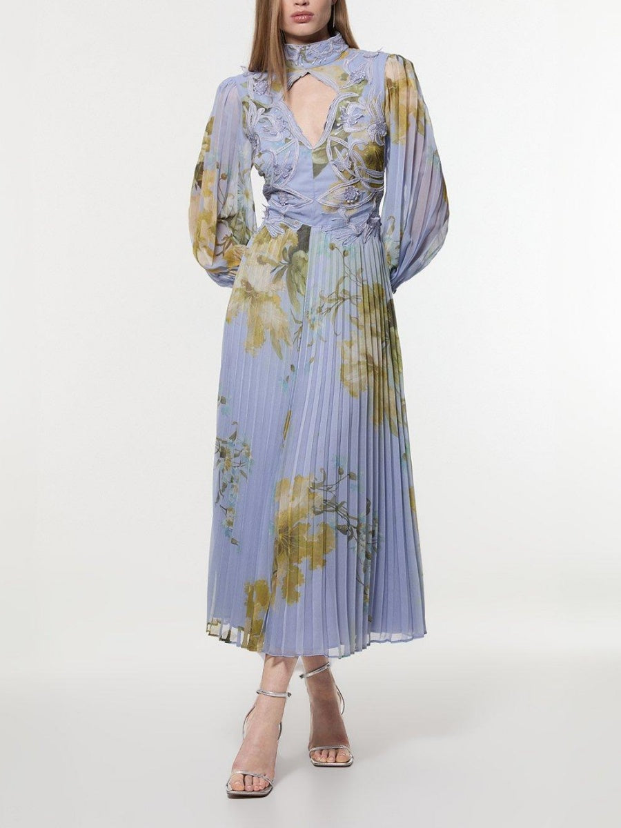 Floral Applique Lace Pleated Maxi Dress