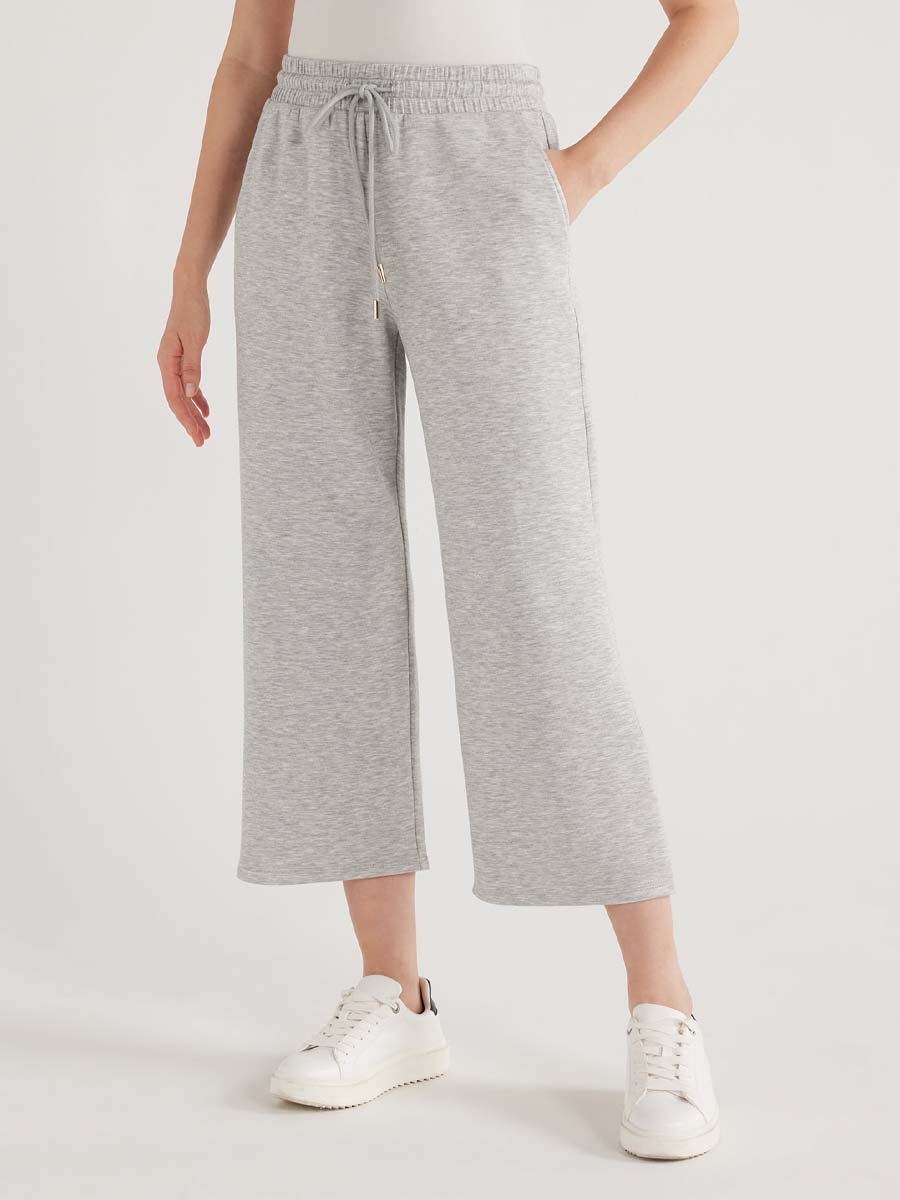 V-Neck Sweatshirt Cropped Lounge Pants Sets